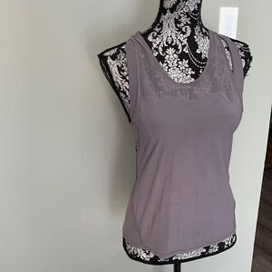 Lululemon size 4 top